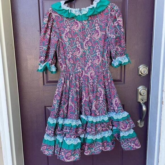Vintage 80’s Square Dancing Paisley Print Dress Green and Dark Pink With Lace - Picture 10 of 16